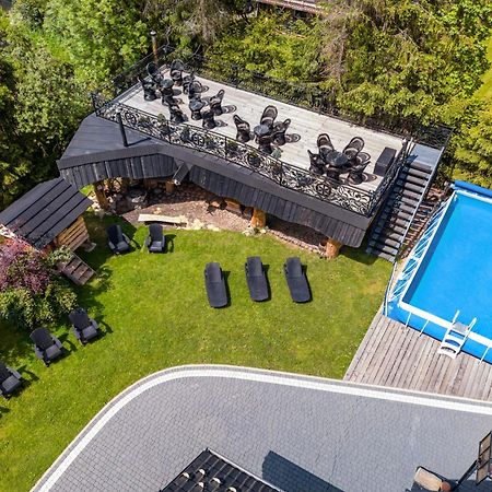 Lesny Dwor Bed & Breakfast Murzasichle Exterior photo